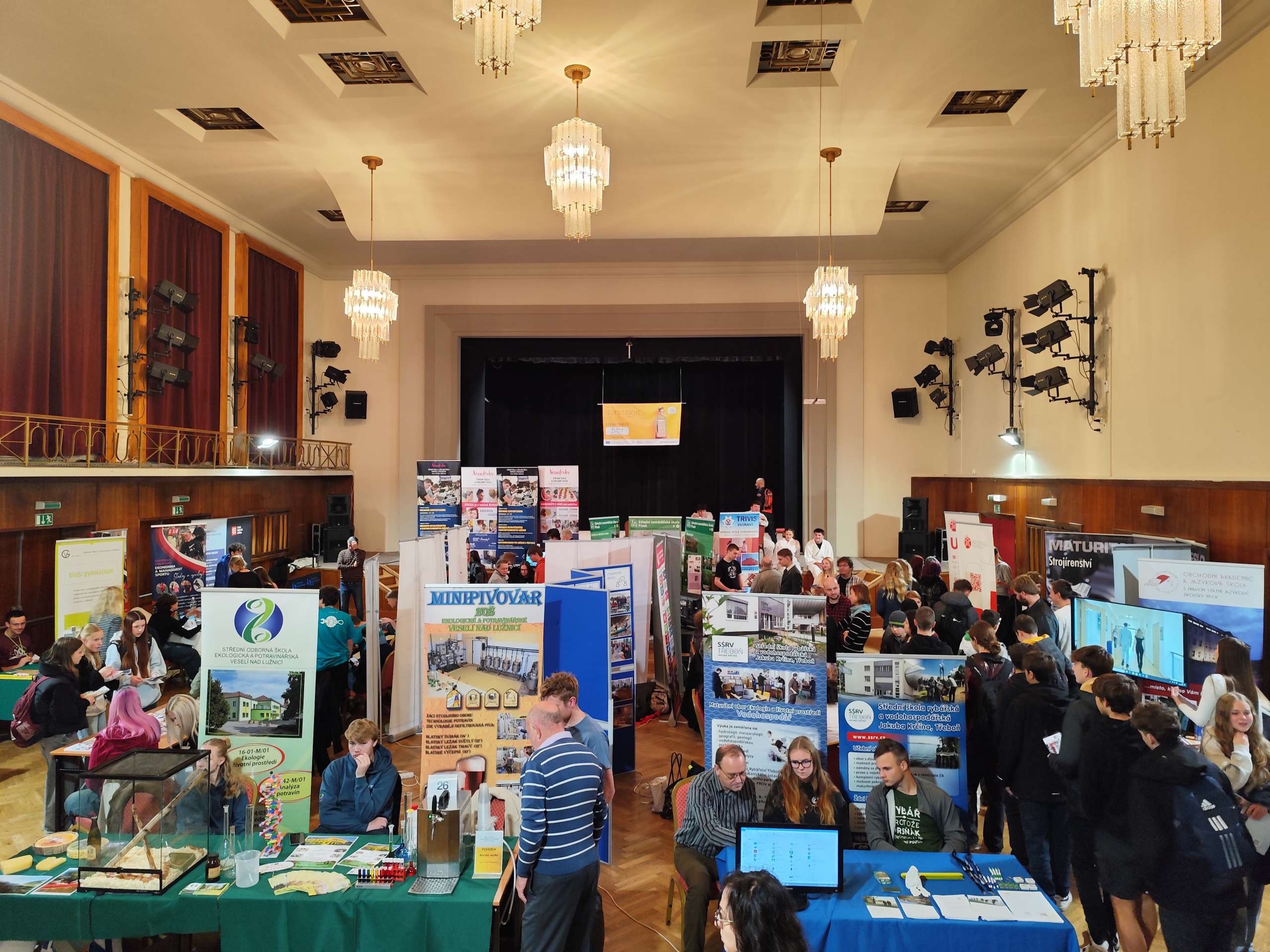 burza škol strakonice