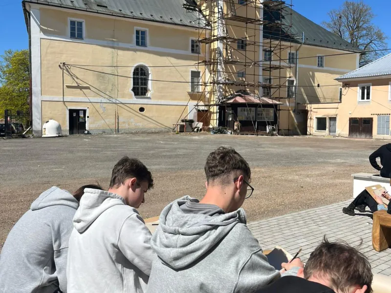 Výtvarná příprava prváků na vzduchu