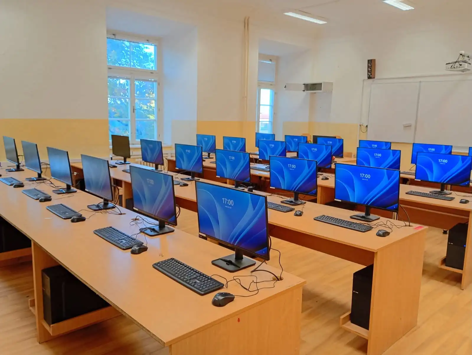 Nová učebna informatiky