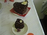 Žáci připravovali dortíky ve tvaru srdíčka na soutěž "Valentýnské srdce"